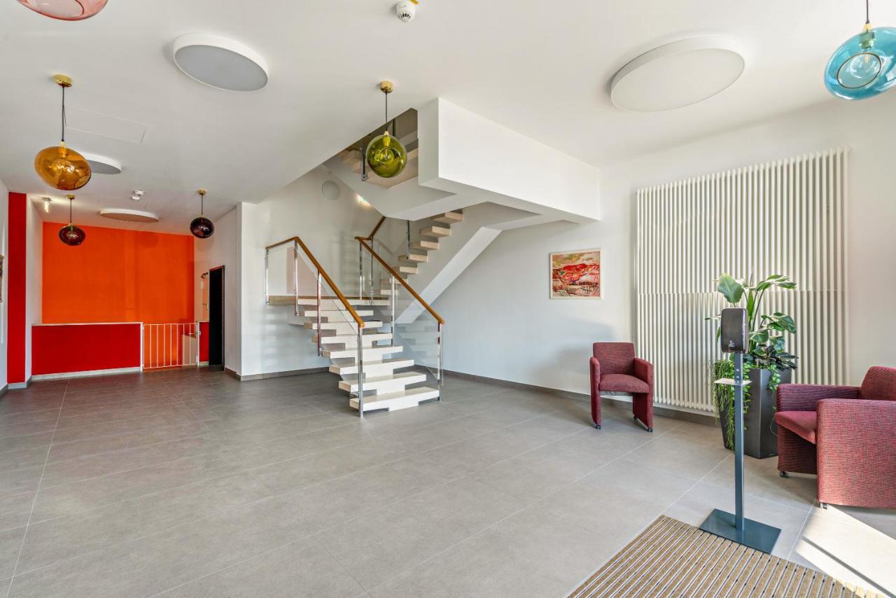 Apartamento Huber Living Basic 106 Germering Exterior foto